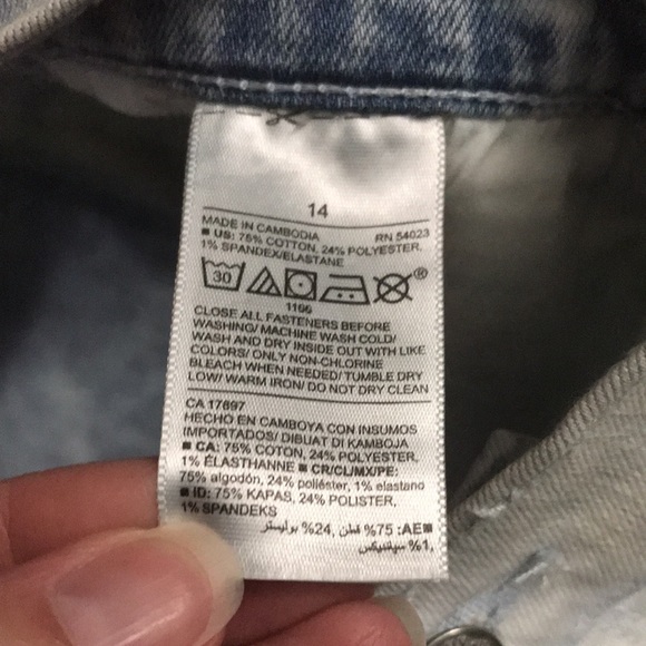 OLD NAVY *🆕NWT* BOYFRIEND SHORTS TIE-DYE MID-RISE SIZE 14 - Picture 4 of 5